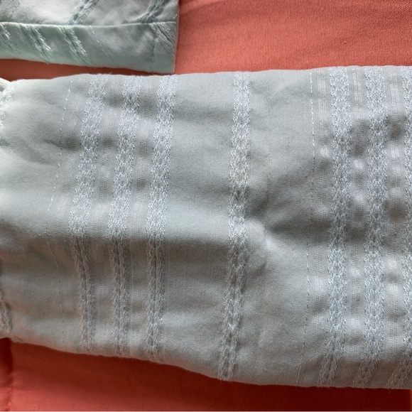 Arden B. Button Down - Picture 13 of 14